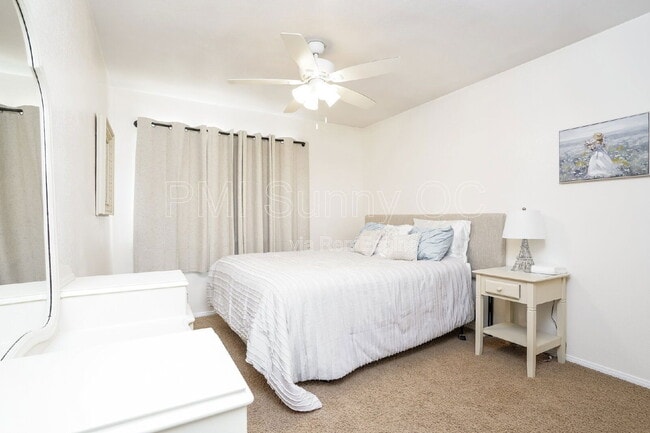 Building Photo - 9379 Esther St