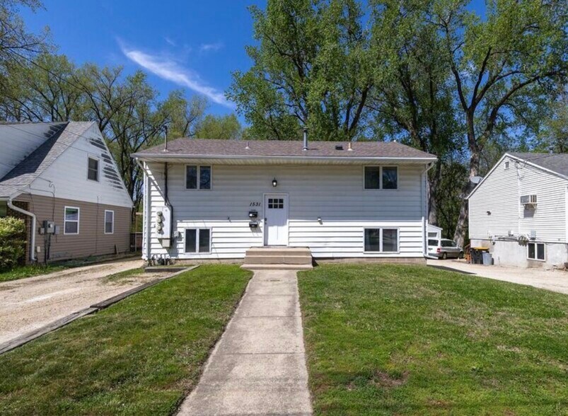 Building Photo - 1531 5th St NE