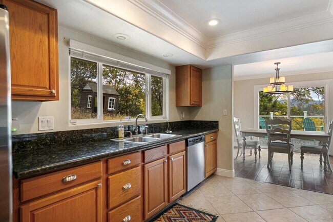 Building Photo - 27687 N Bay Rd