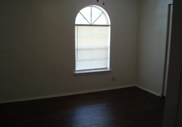 Building Photo - 4530 El Simpatico St