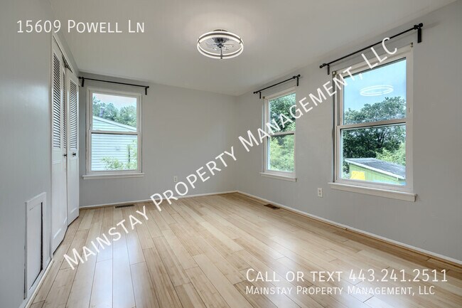 Building Photo - 15609 Powell Ln