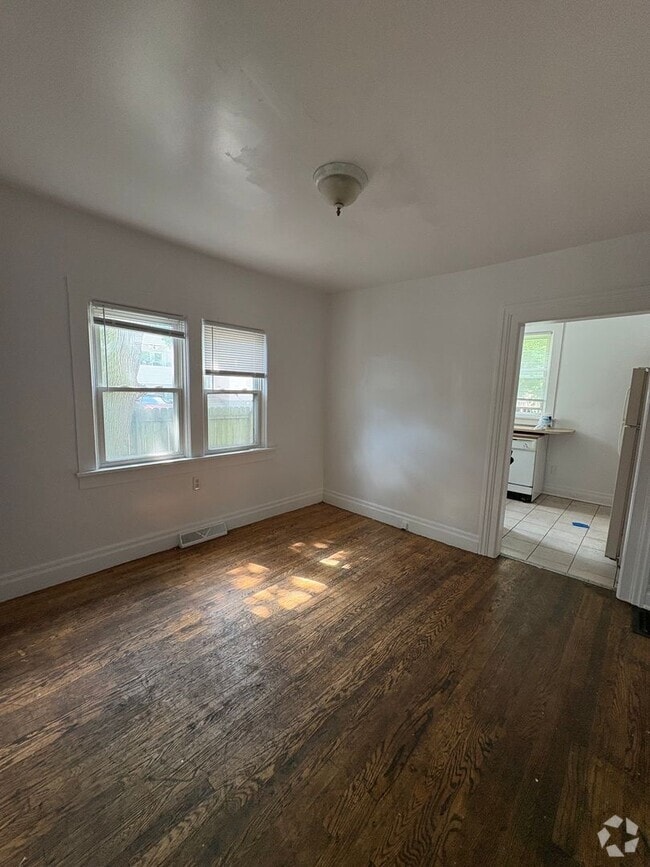 Building Photo - Emmet Street (Rolling Lakes Yacht Club LLC)