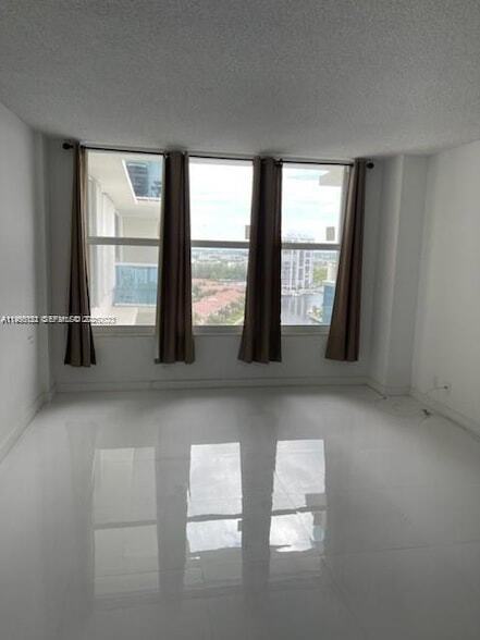 Building Photo - 3800 S Ocean Dr