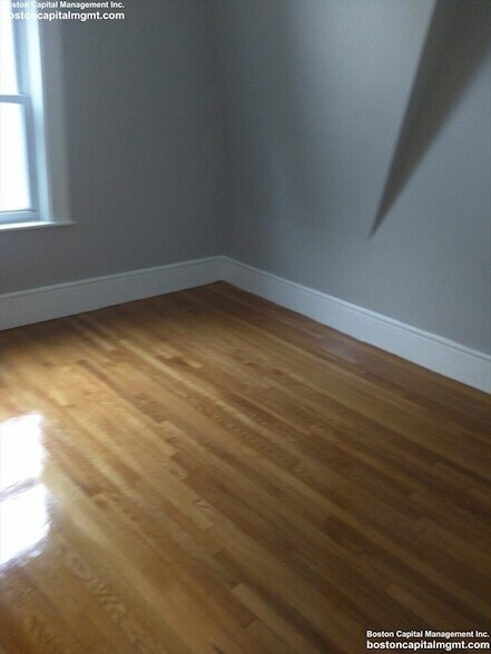 Building Photo - 30 Touro Ave