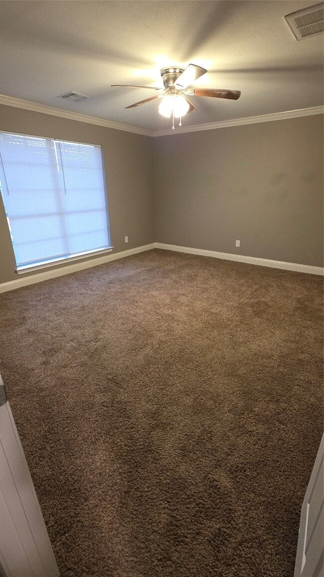 Building Photo - 3210 Bishopton St