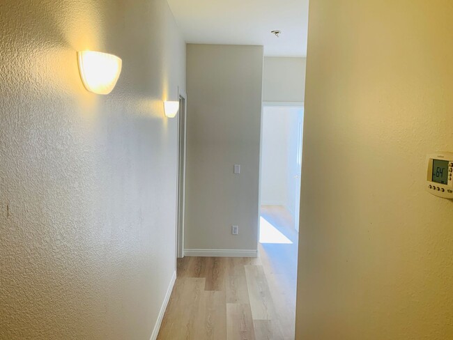 Building Photo - Beautiful home in Green Valley