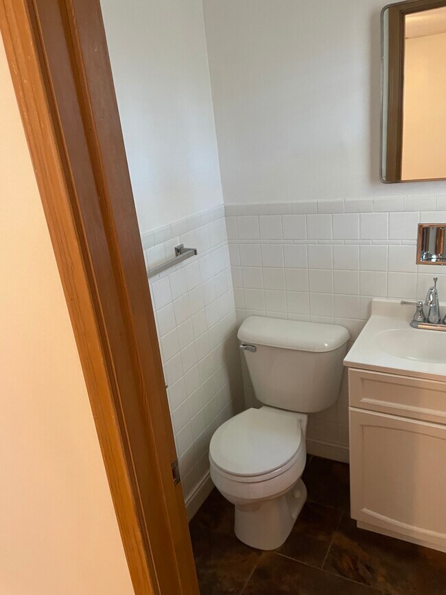 Basement bedroom bath 2 - 7310 Valley St