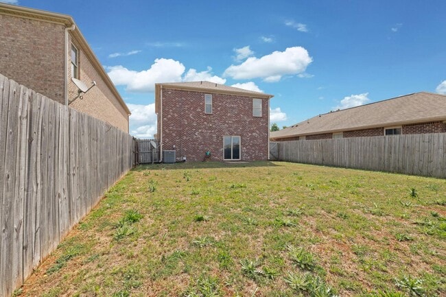 Building Photo - 126 Pitts Griffin Drive