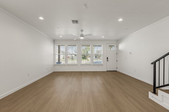 Building Photo - 1416 Speight Ave