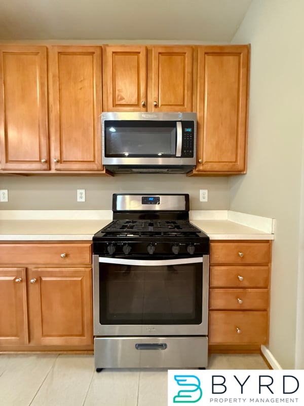 Building Photo - 1529 Olde Sage Ct