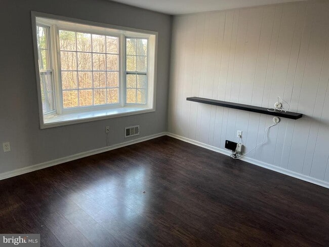 Building Photo - 15019 Ashdale Cir