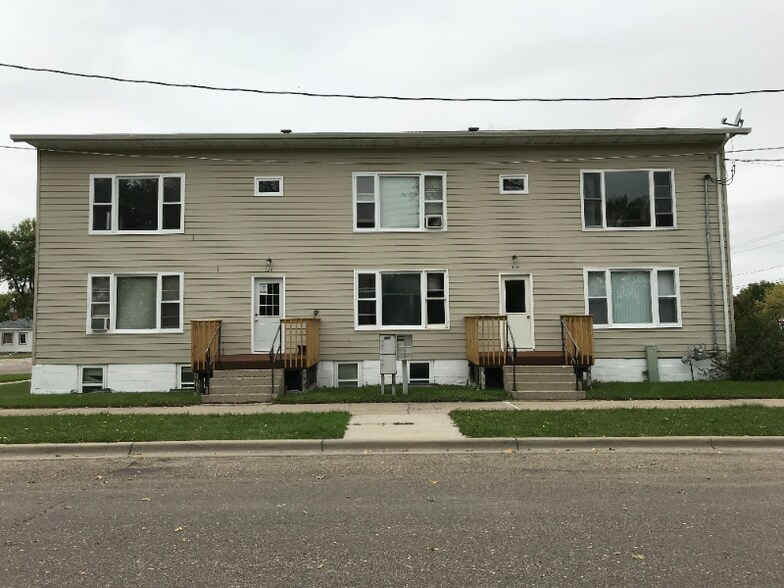 Primary Photo - 324 6th Ave SW