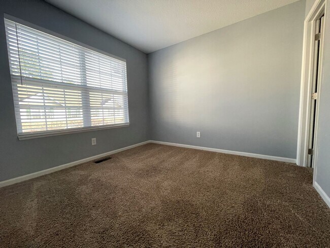 Building Photo - 1251 Hall Ln