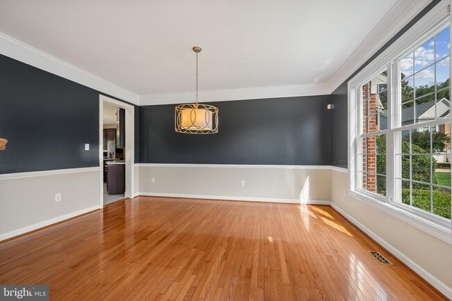 Building Photo - 306 Nova Ct