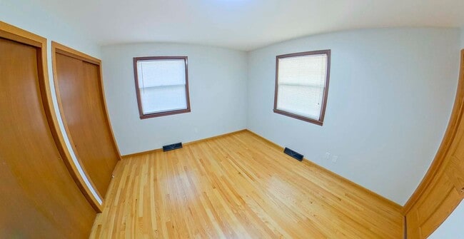 Building Photo - Pet Friendly + Great Location + Stainless ...