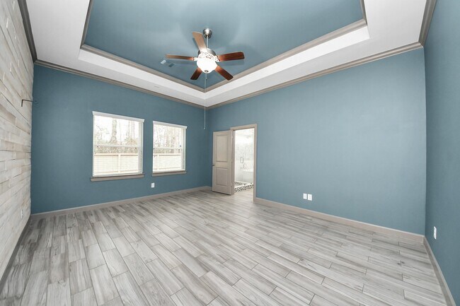 Building Photo - 211 Pleasant Hl Wy