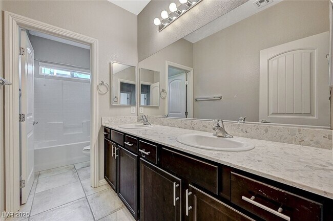 Building Photo - 9120 Mastodon Ave