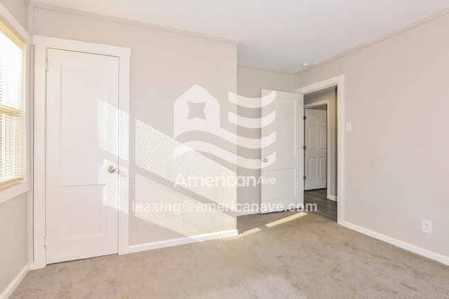 Building Photo - 8620 Graham Ln