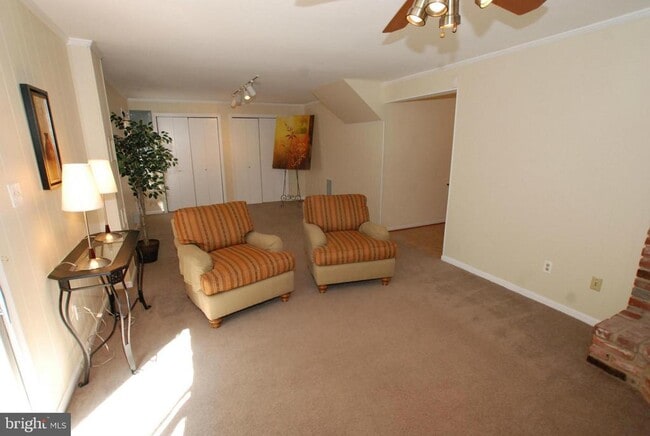 Building Photo - 6042 Haverhill Ct