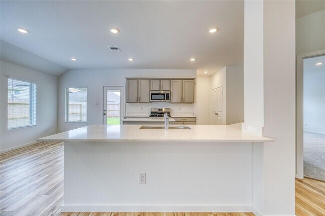 Building Photo - 5310 Still Mdw Ln