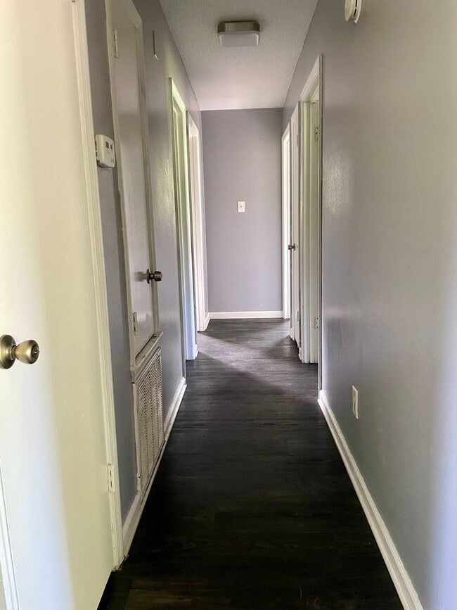 Building Photo - For Rent – 3 Bedroom, 1.5 Bath Home in Jac...