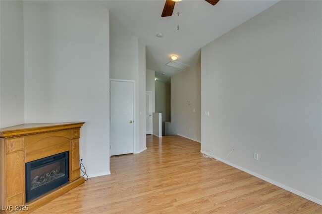Building Photo - 6473 Stone Dry Ave
