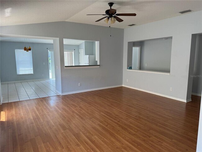 Building Photo - 10925 Subtle Trail Dr