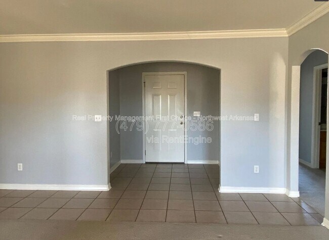 Building Photo - 320 Beasley Dr