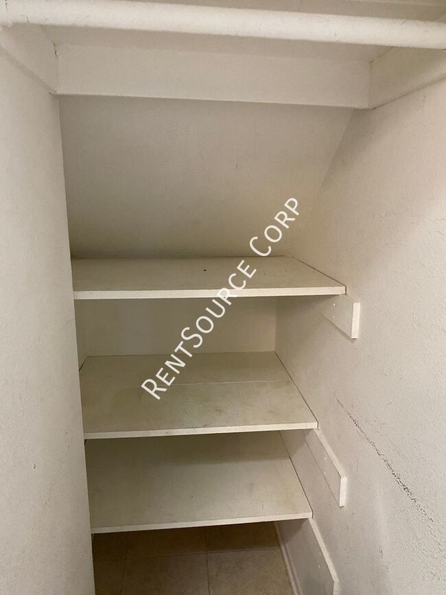 Building Photo - 24145 Del Monte Dr.