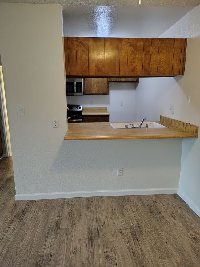 Interior Photo - College View Apartments