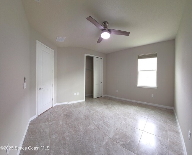Building Photo - 2112 Live Oak Lake Rd