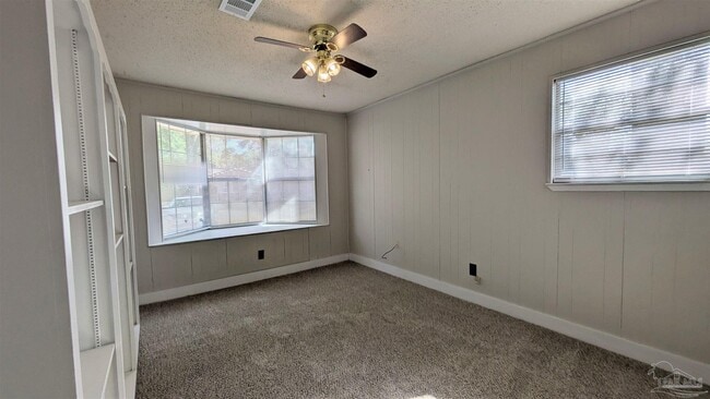 Building Photo - 4233 W Avenida De Golf