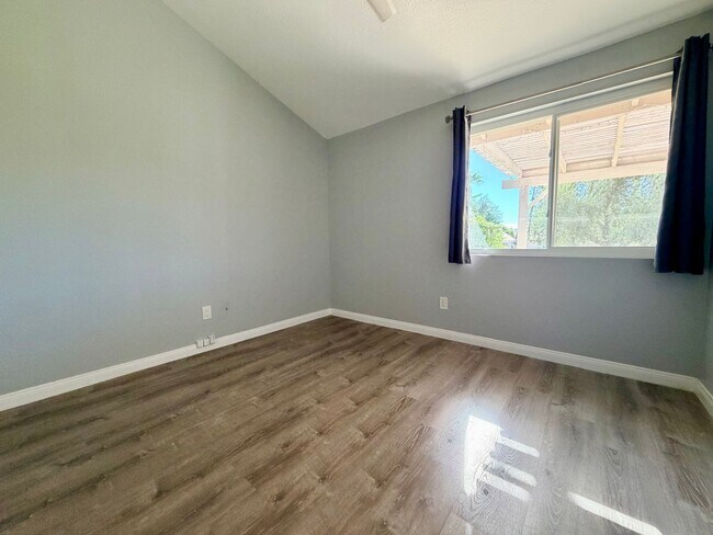 Building Photo - AVAILABLE NOW! BEAUTIFUL 2-Bedroom 2 -bathroom Condo in La Quinta Palms!