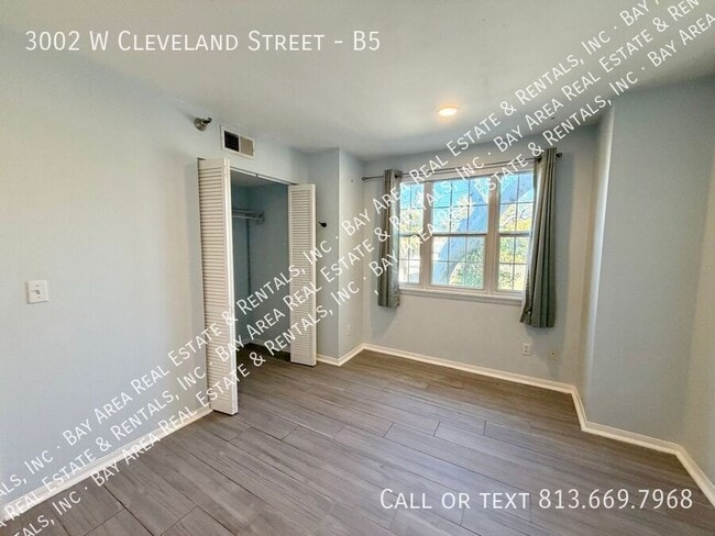 Building Photo - 3002 W Cleveland St