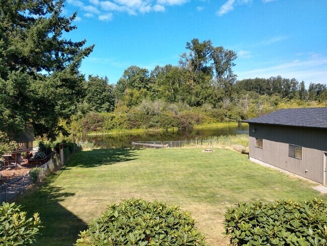 Building Photo - 2235 Electric Ave