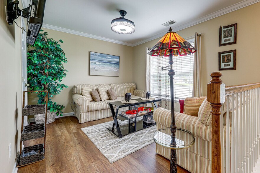 Building Photo - 5115 Oriole Ct