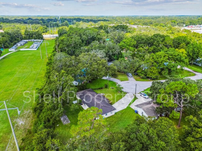 Building Photo - 16901 Melba Ln