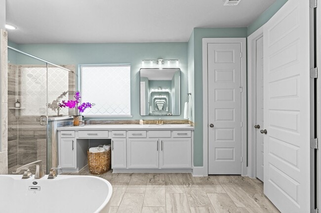 Building Photo - 141 Bronze Bow Dr