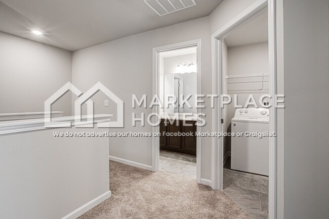 Building Photo - 6715 Hill Rock Ln
