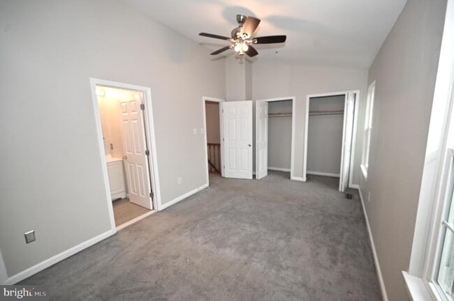 Building Photo - 8767 Ritchboro Rd