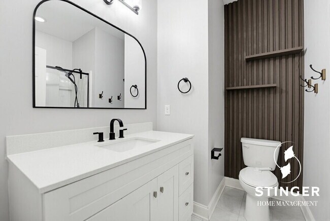 Building Photo - 379 Dante Cir