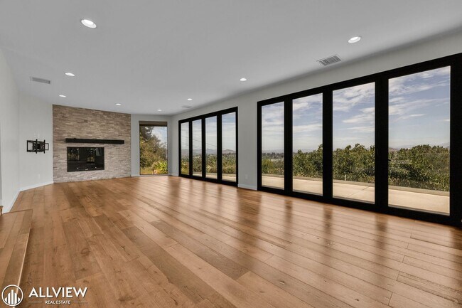 Building Photo - Stunning 4 Bed Poway Home with Views, Pool & Outdoor Oasis