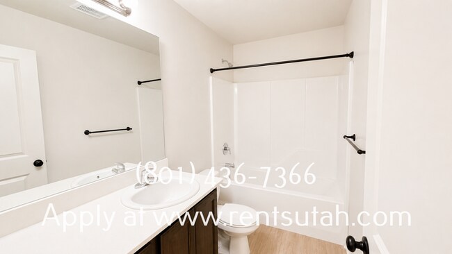 Building Photo - 1794 N 1260 E