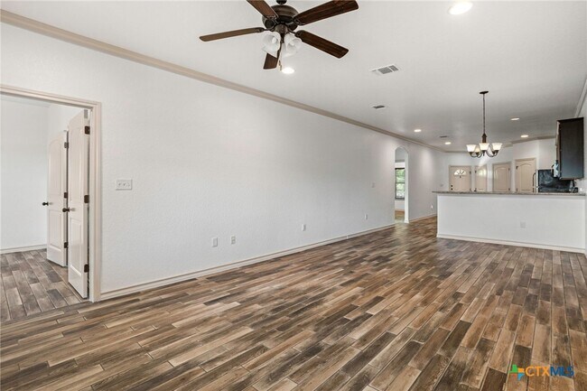Building Photo - 1009 Tripp Ln