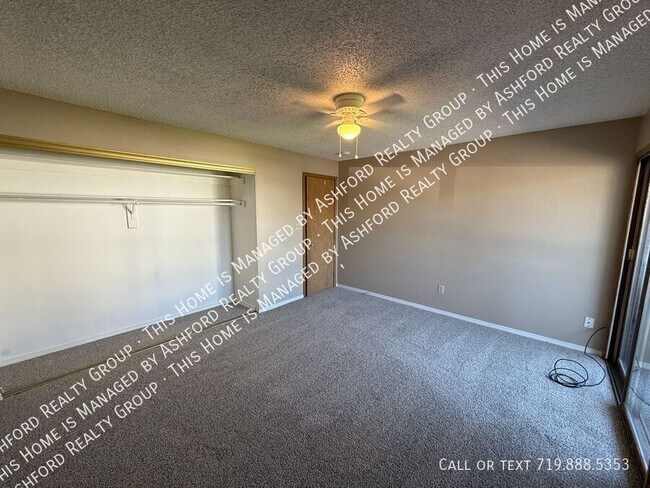 Building Photo - 1238 Firefly Cir