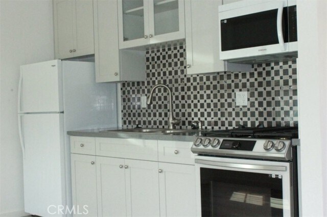 Building Photo - 3343 Tannencrest Dr