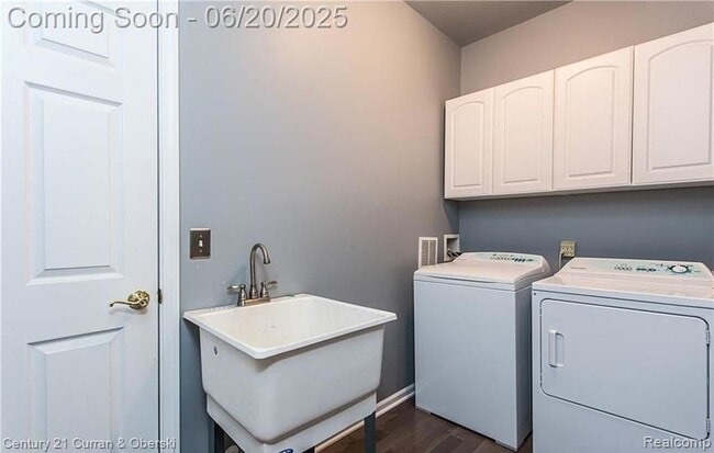 Building Photo - 29306 Weston Dr