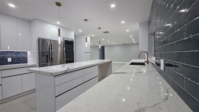 Building Photo - 10540 SW 125th St