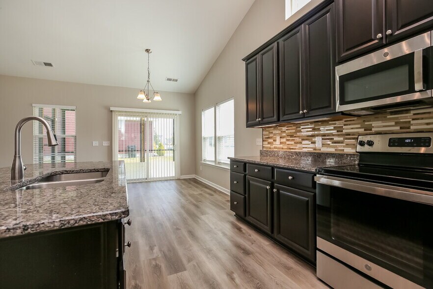 Building Photo - 2834 Leipers Fork Trail