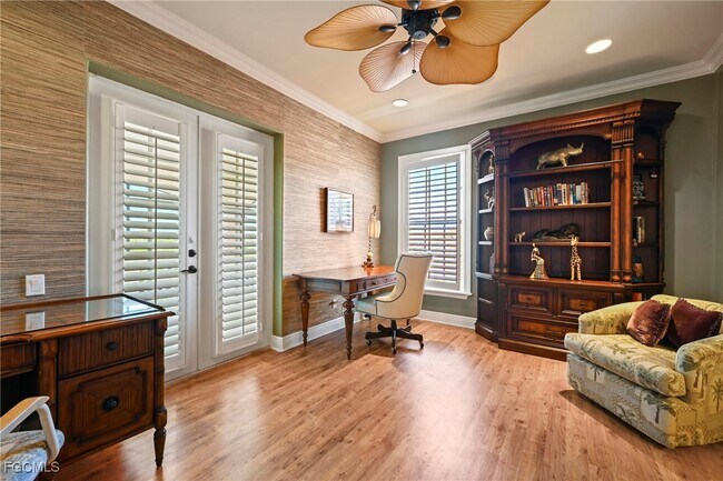 Building Photo - 18150 Old Pelican Bay Dr